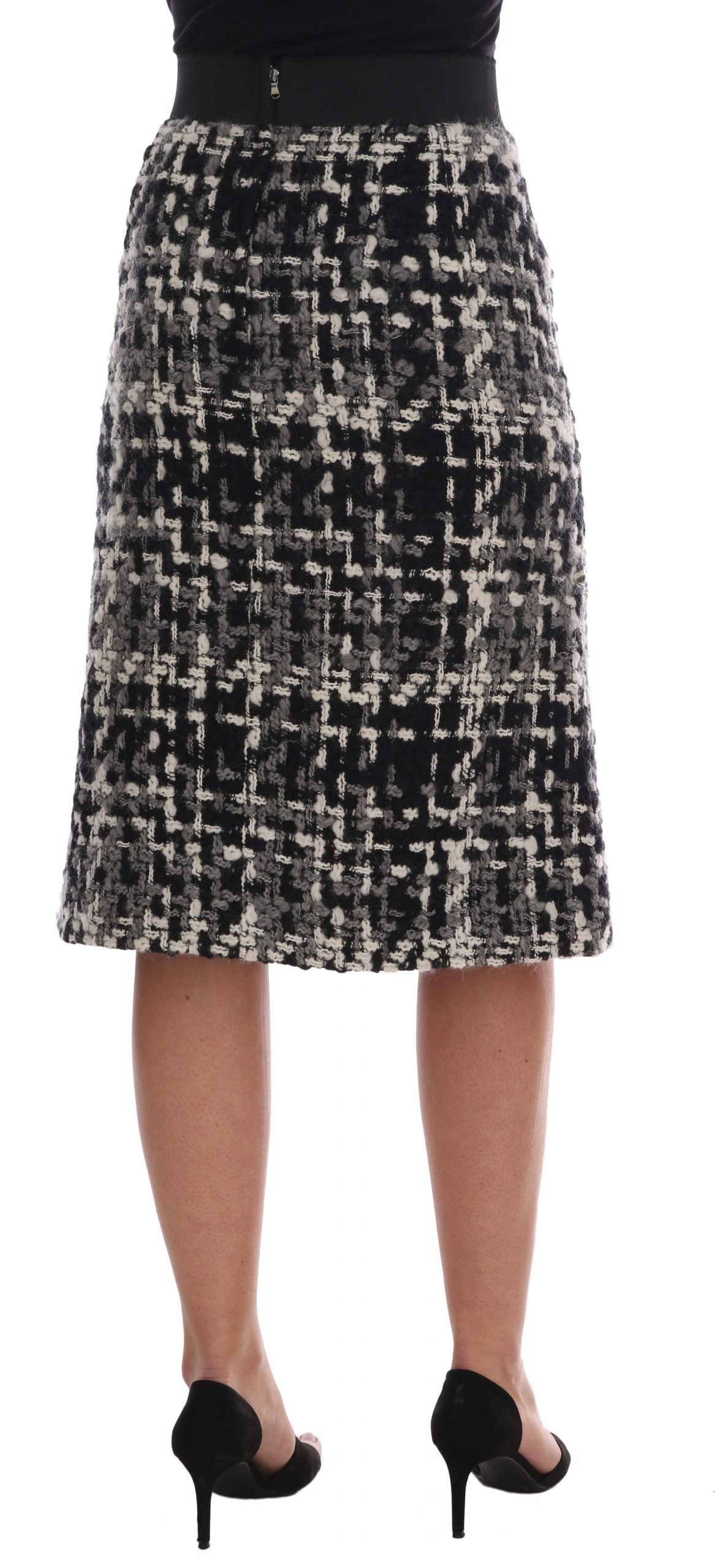 Schwarzer weißer Wollrock mit Paillettenrosen