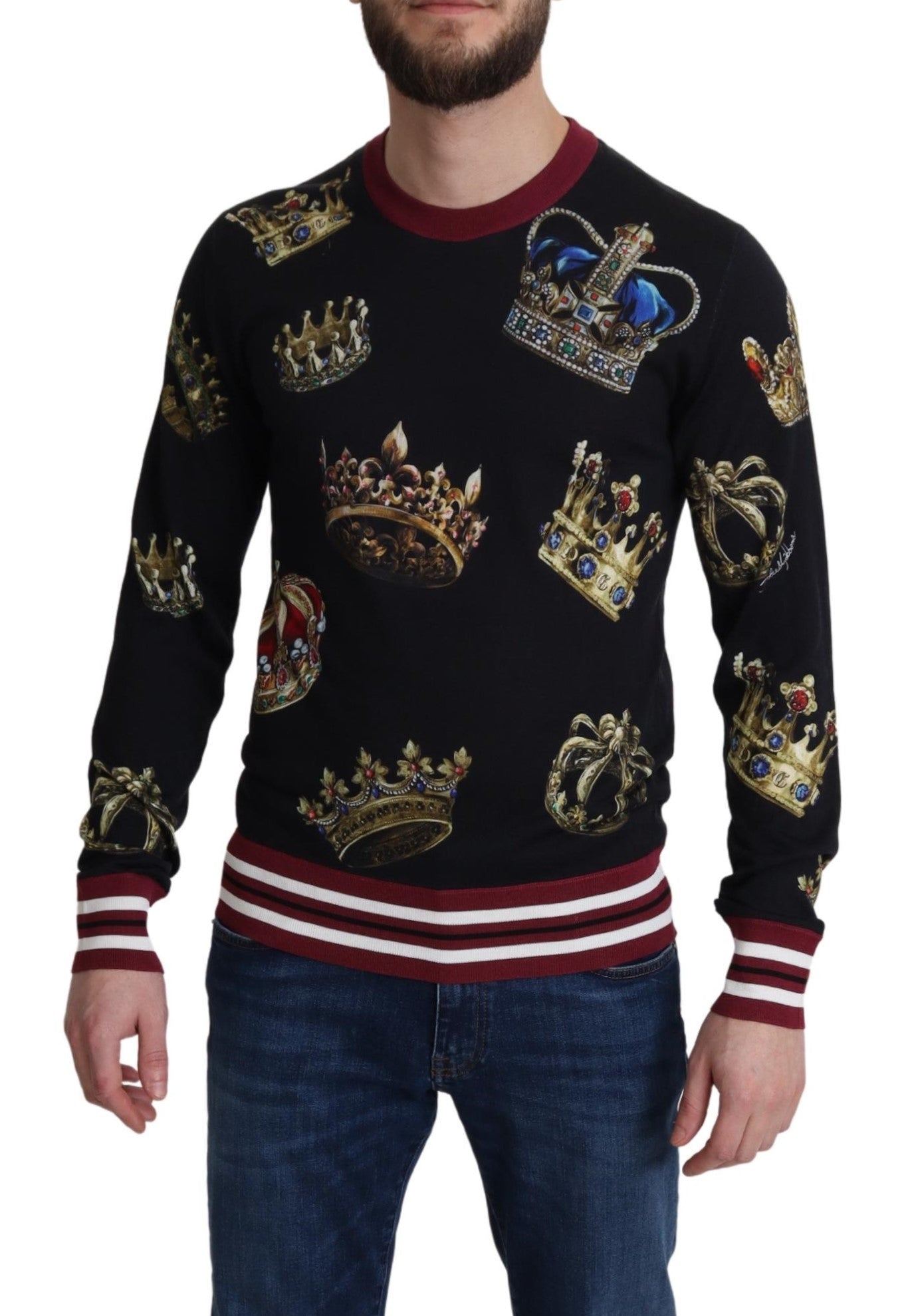 Schwarzer Seidenpullover mit Kronendruck