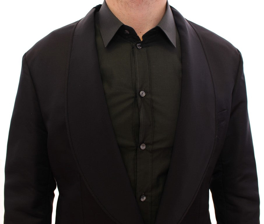 Schwarzer schmal geschnittener Seidenblazer