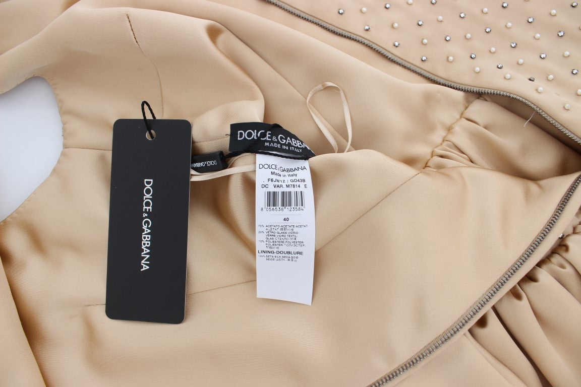 Beigefarbenes kristallverziertes Etuikleid