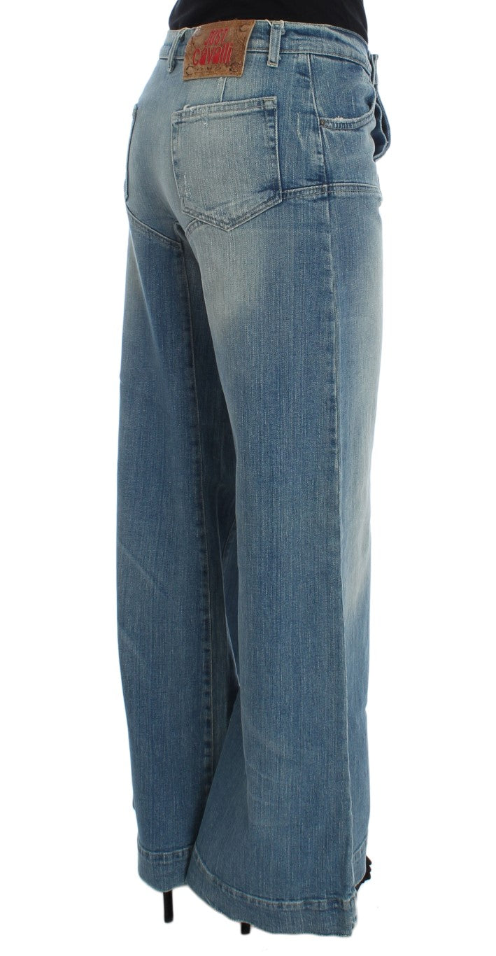 Blau gewaschene Jeans mit weitem Bein aus einer Baumwollmischung