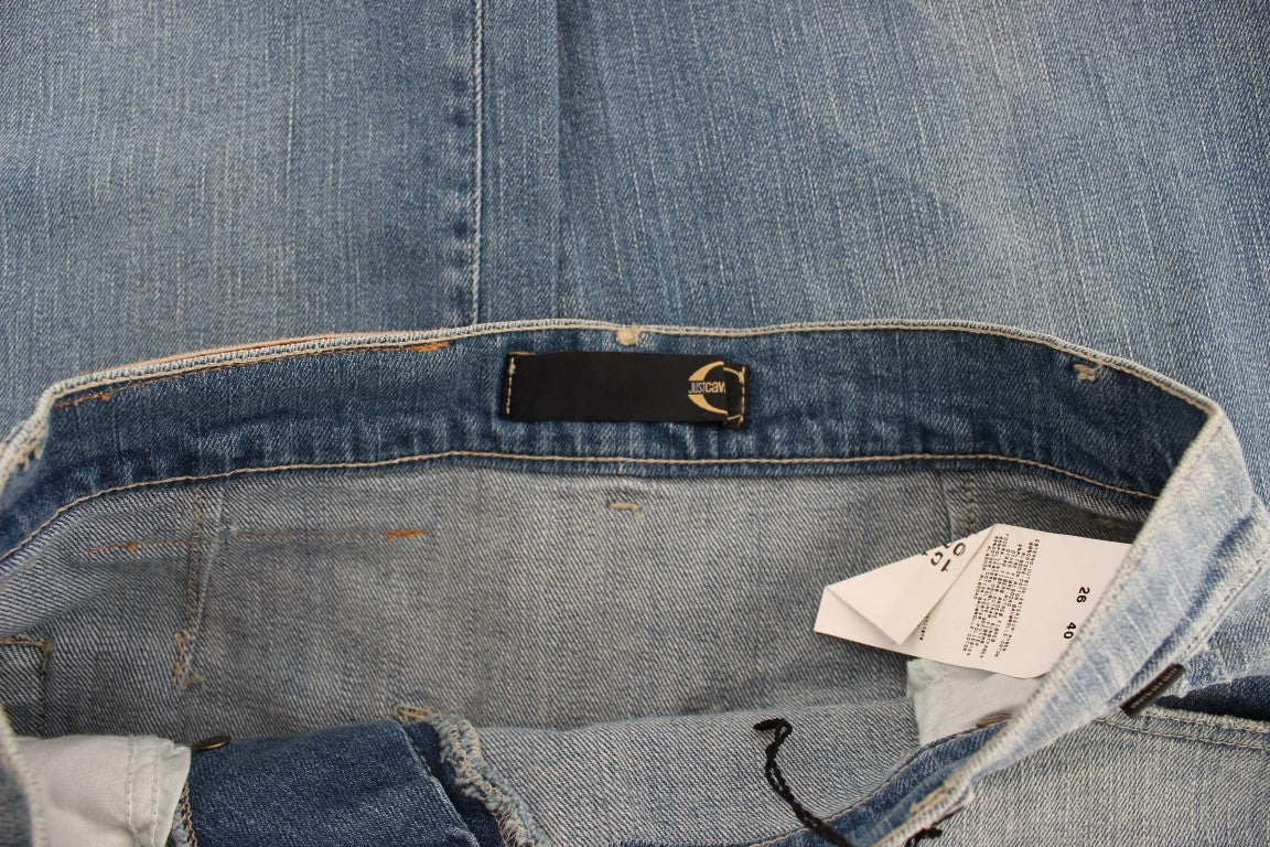 Blau gewaschene Jeans mit weitem Bein aus einer Baumwollmischung