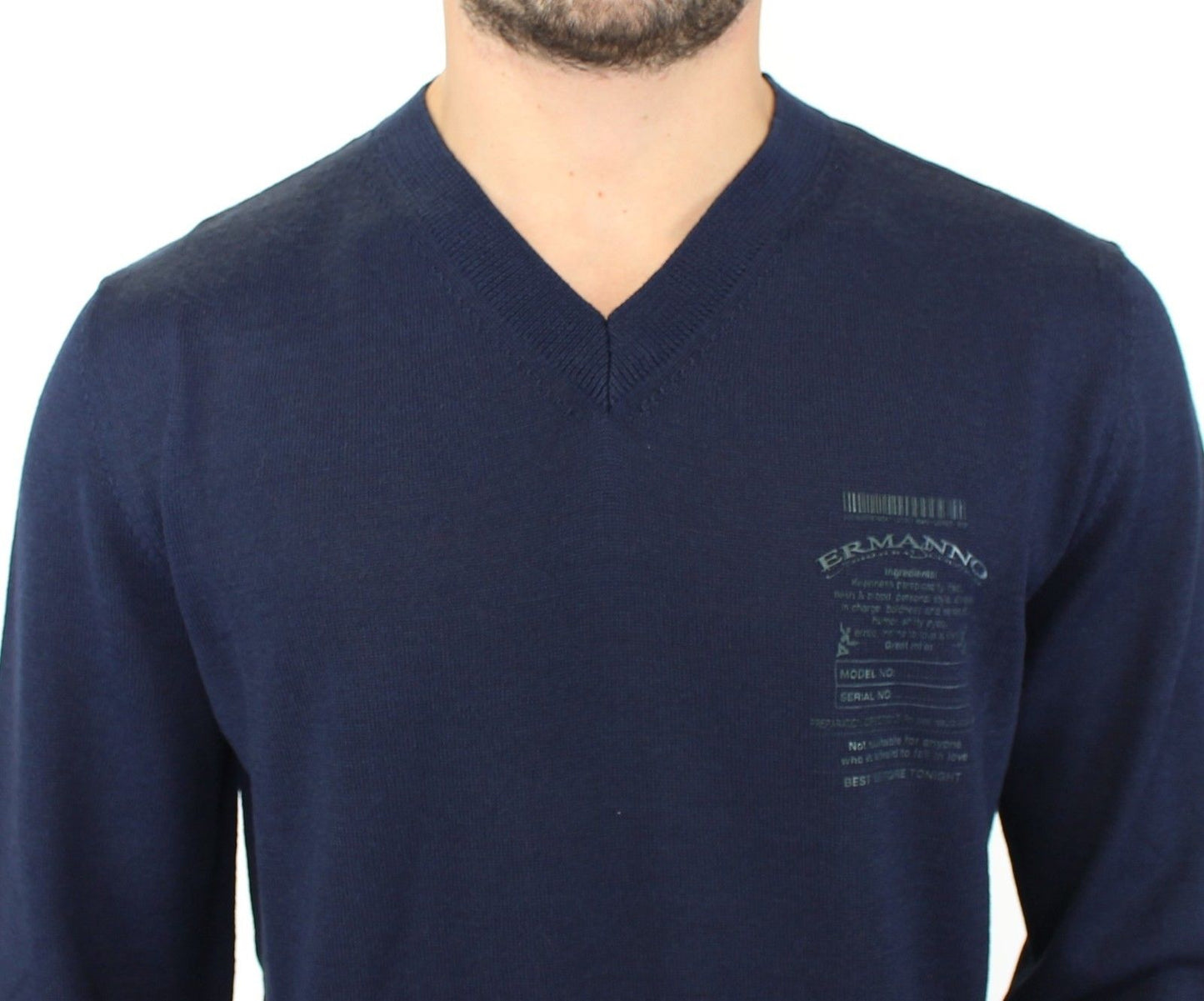 Blauer Pullover mit V-Ausschnitt aus einer Wollmischung