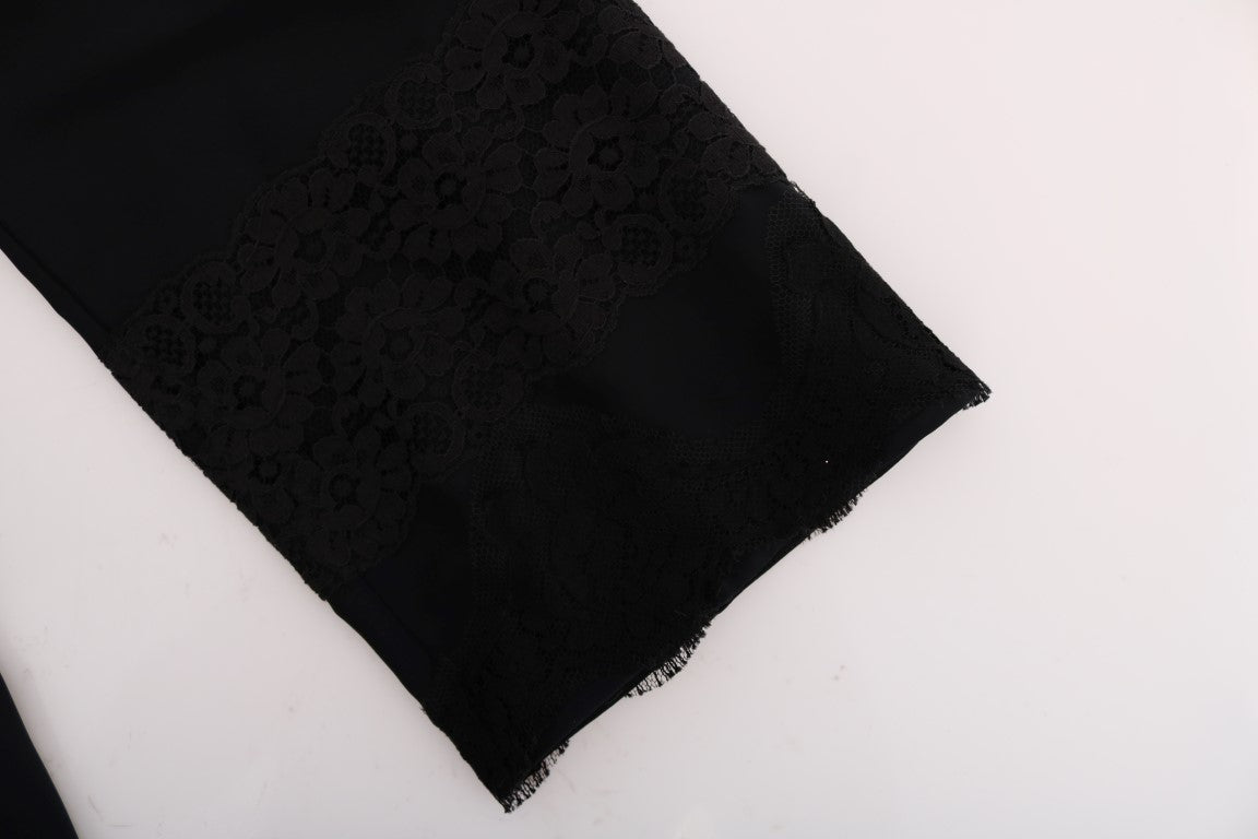 Blaues Kaftan-Kleid mit Blumenapplikationen aus Spitze