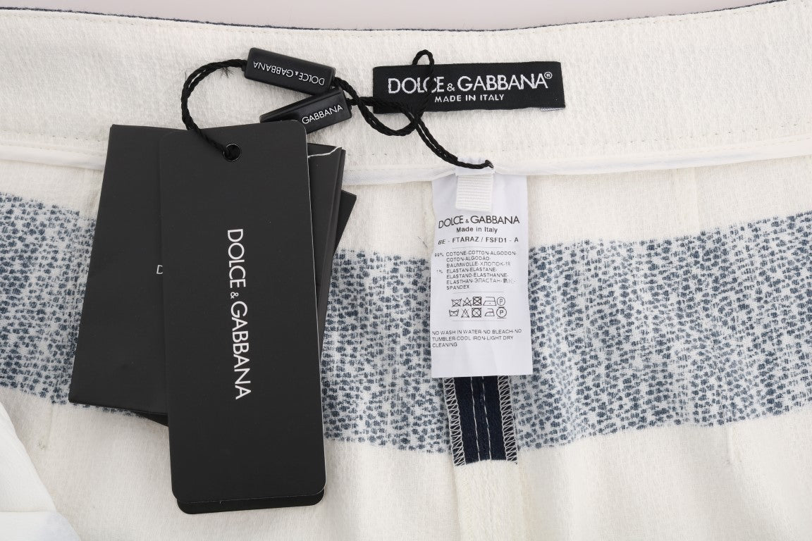 Weiß-blau gestreifte Kristall-Shorts