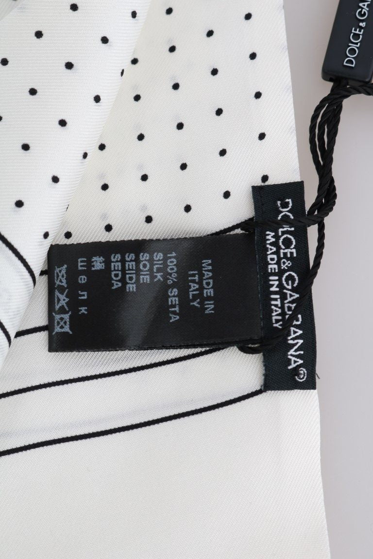 Weißer gepunkteter Seidenschal mit Fransen