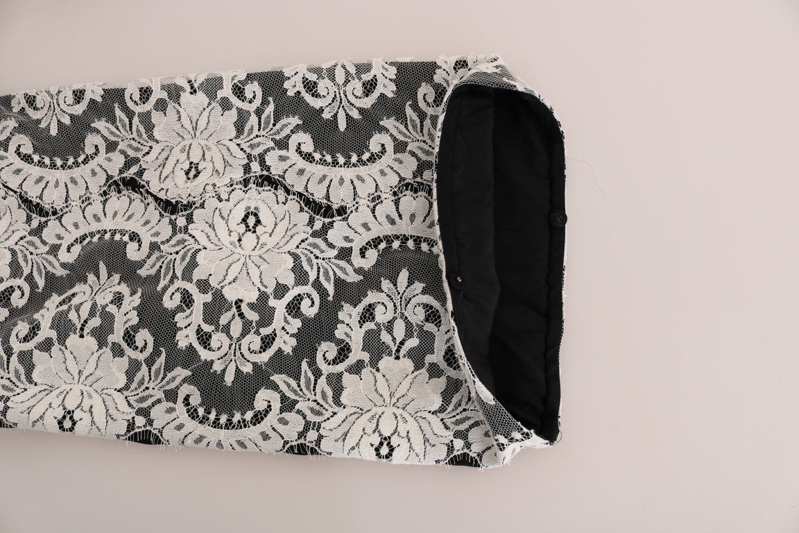 Schwarzes Seiden-Kaftan-Kleid aus geblümter Spitze