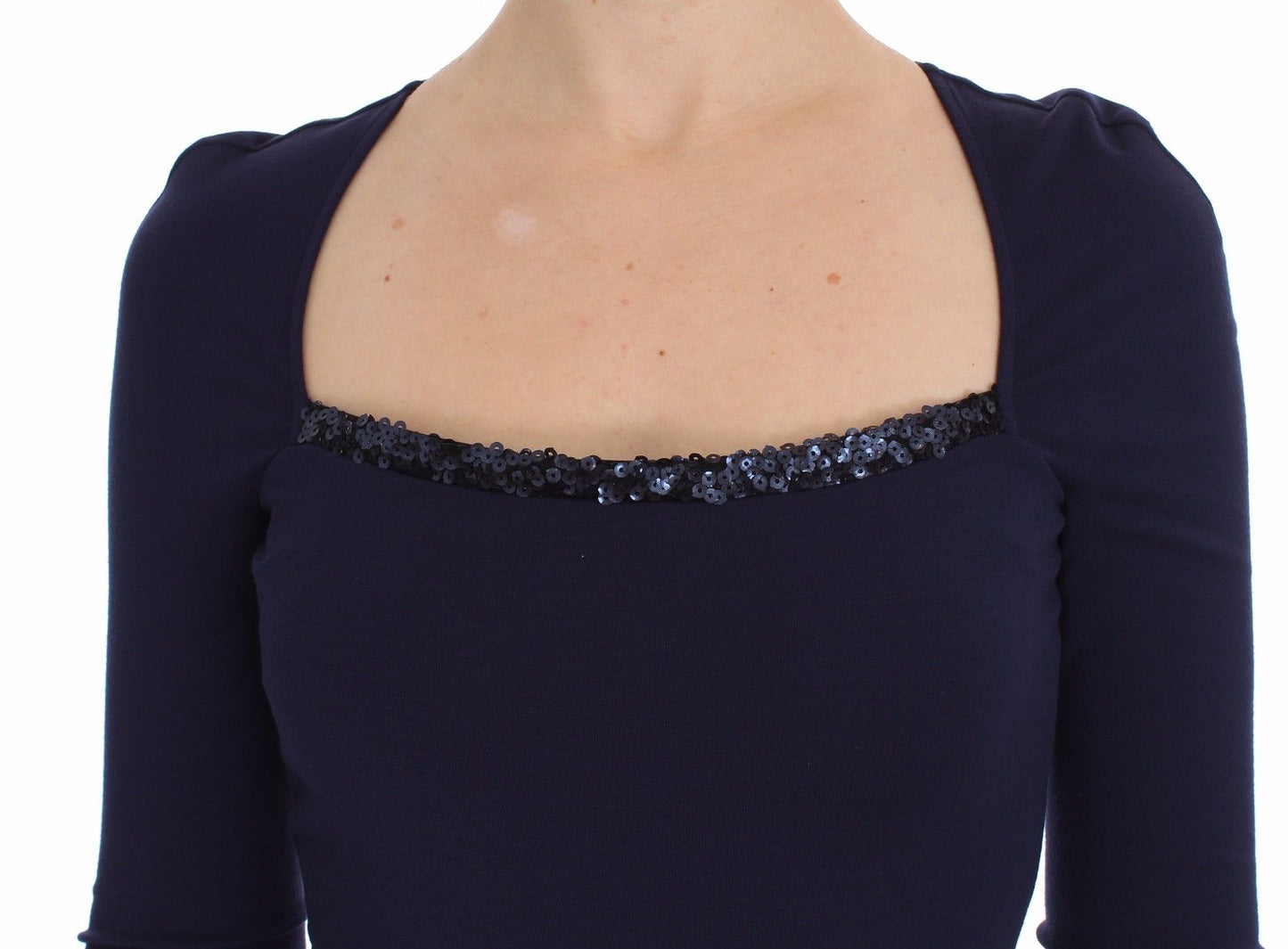 Blaues langärmeliges Mini-Etuikleid