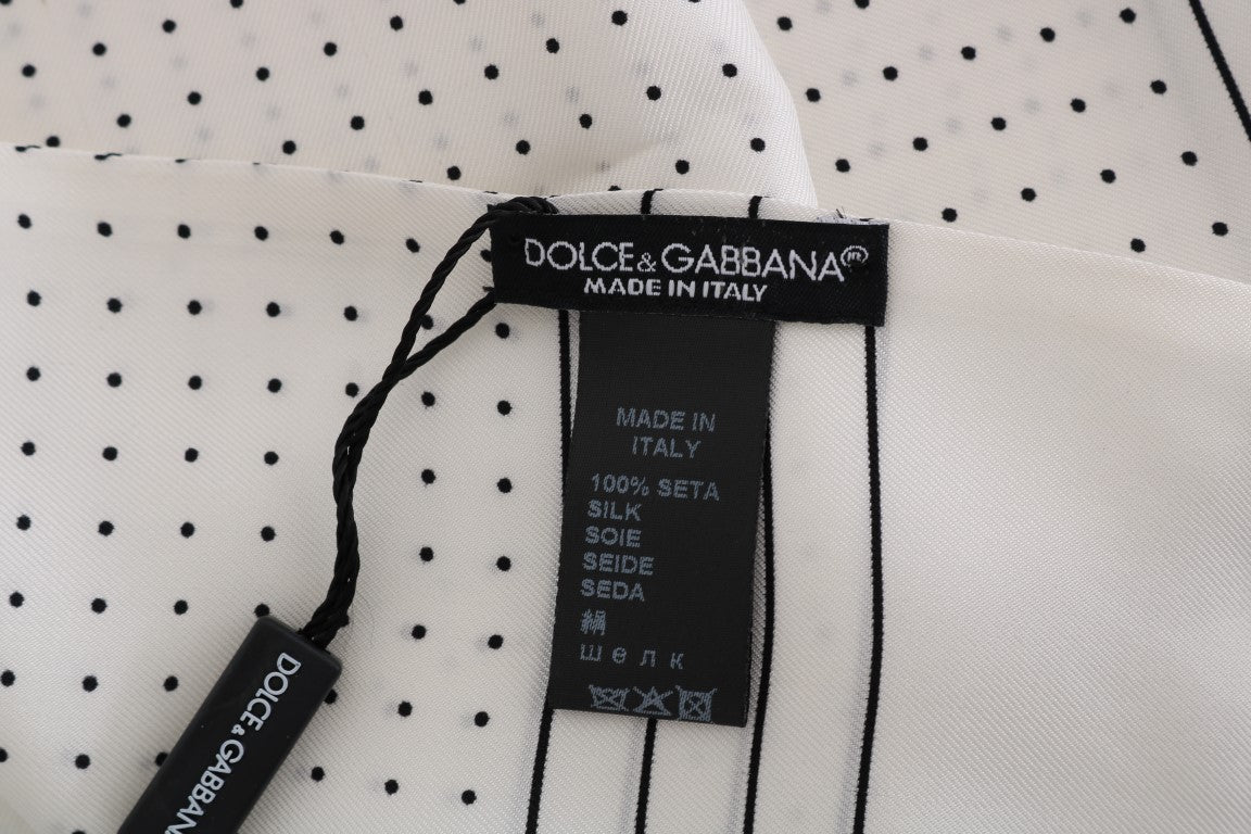 Weißer Seidenschal mit Tupfen