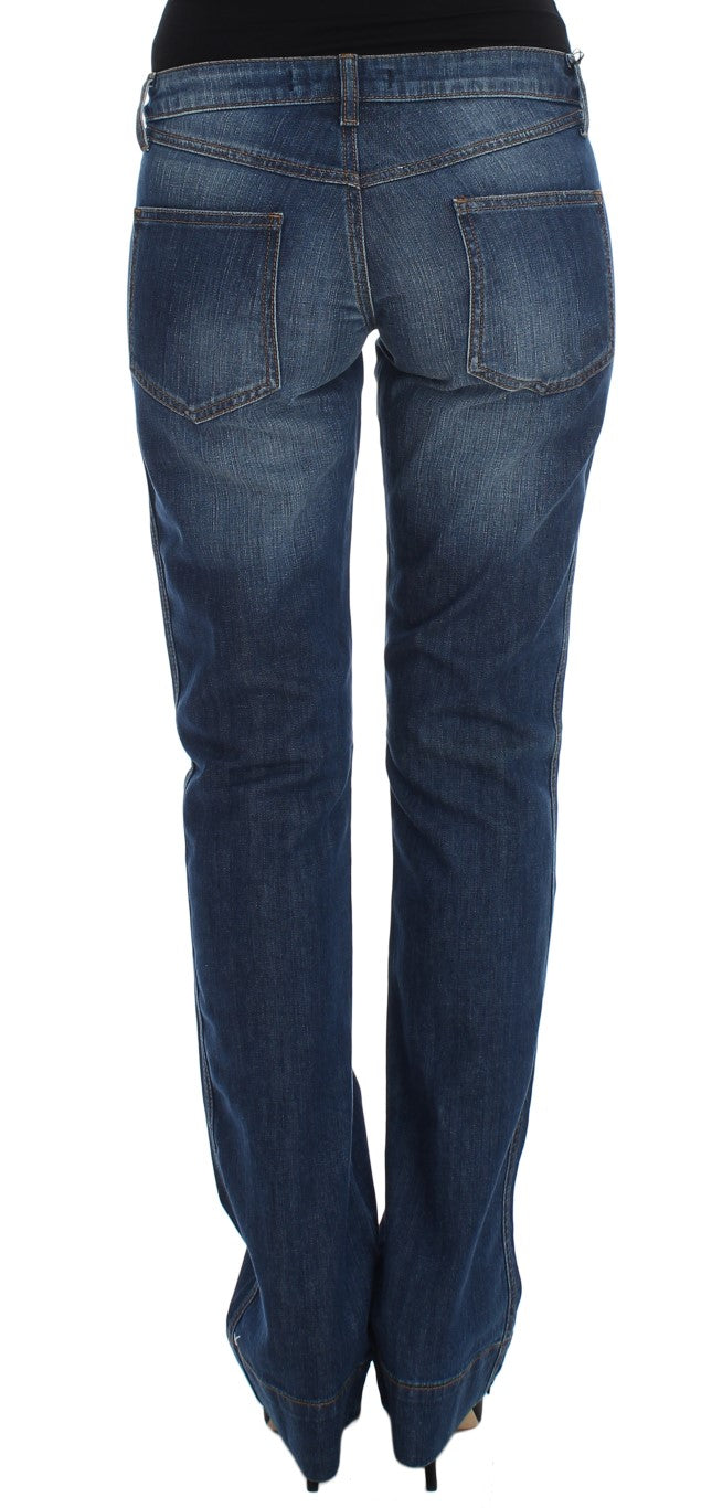 Blau gewaschene Baumwoll-Stretch-Jeans mit Stiefelschnitt
