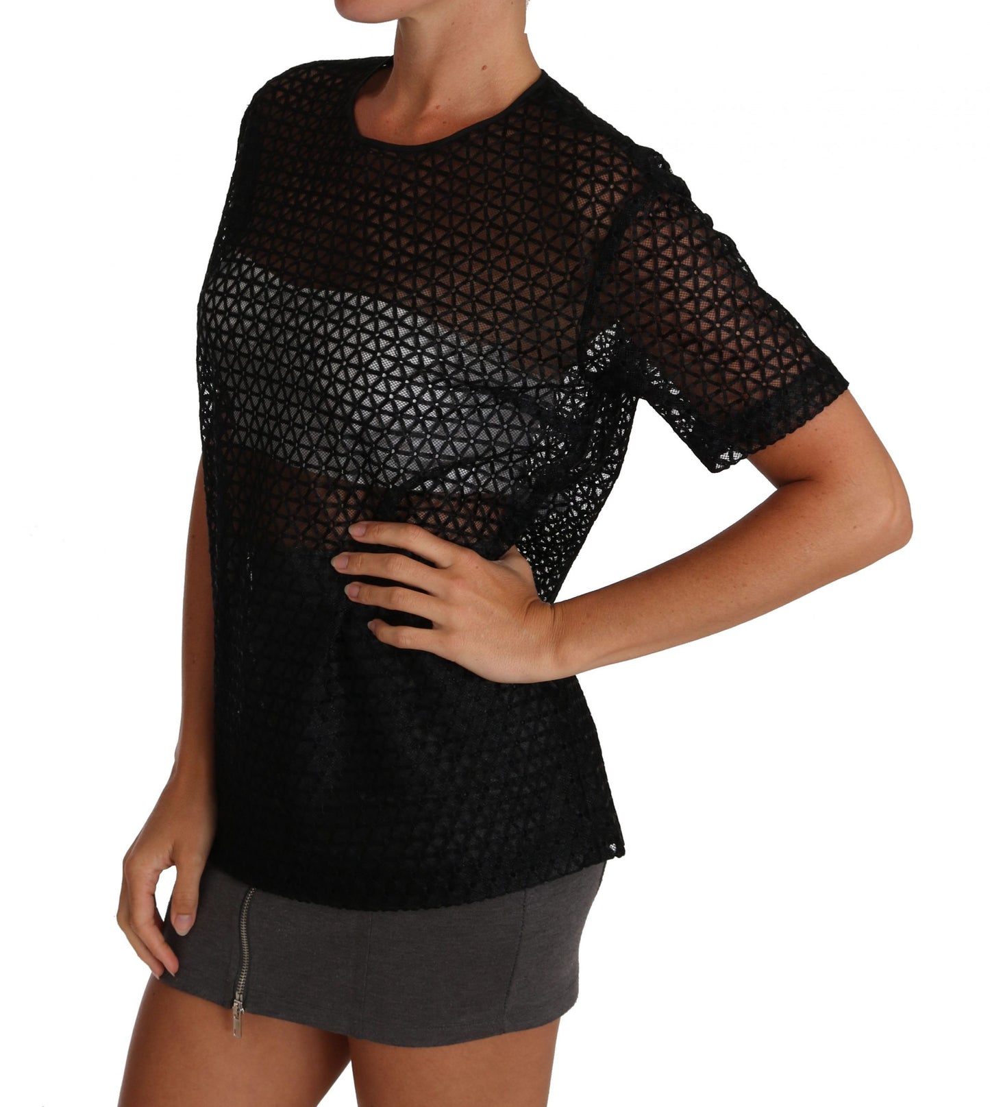 Schwarzes T-Shirt aus geblümtem Baumwollstrick