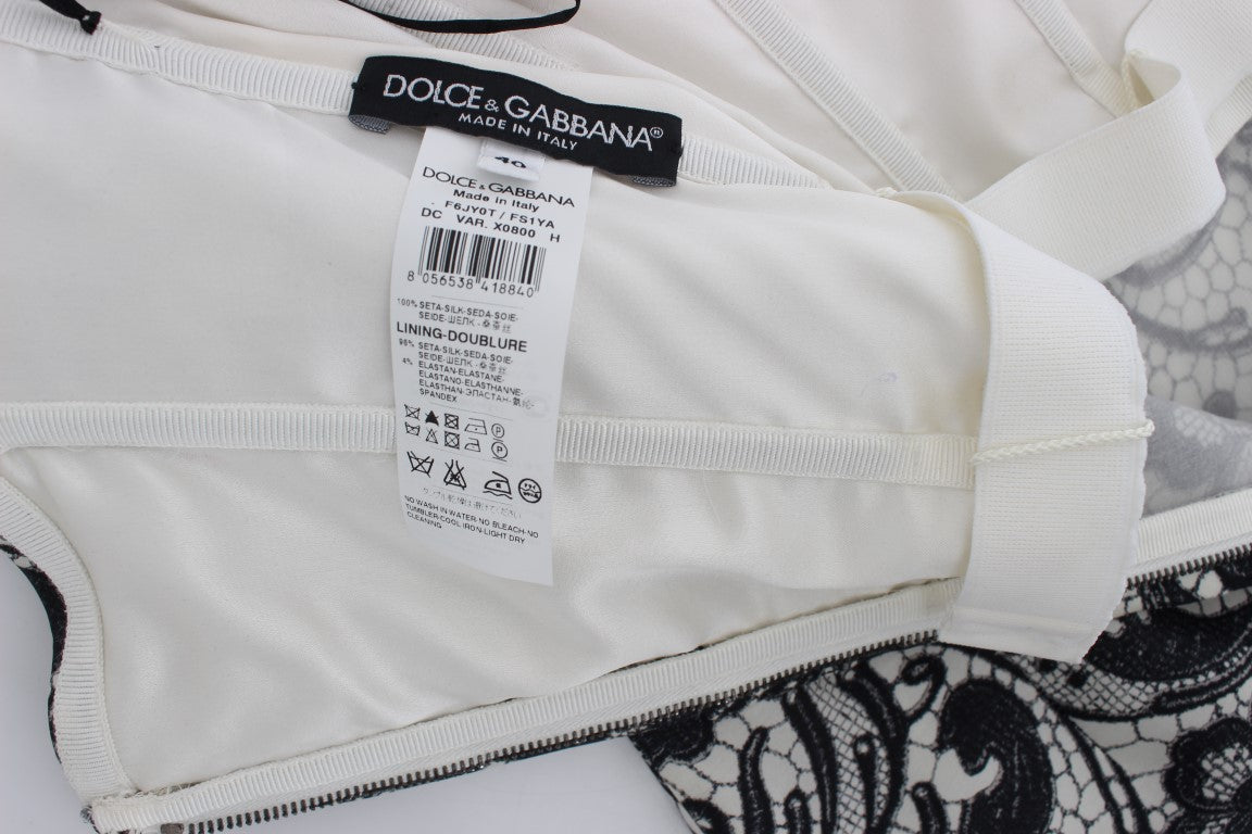 Weißes geblümtes Seidenkorsett-Maxikleid aus Spitze