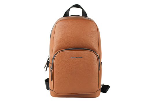 Cooper Medium Pebbled Leather Commuter Slingpack Tasche (Reisegepäck)