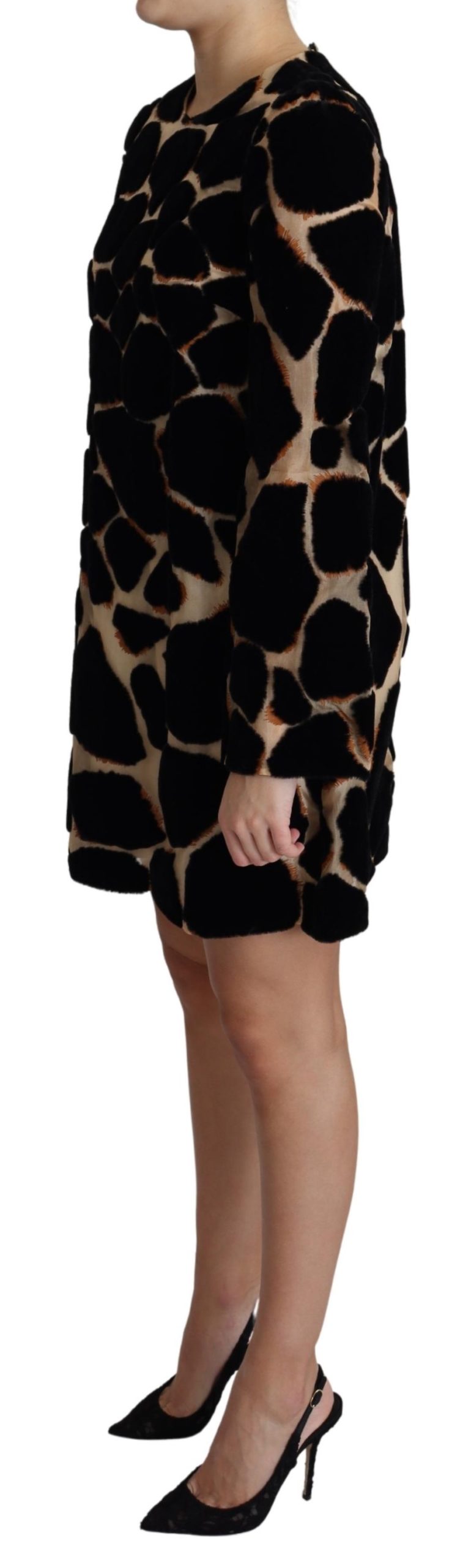 Schwarzes Minikleid mit Giraffendruck
