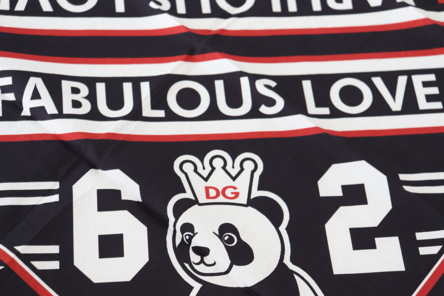 Schwarzer roter Panda Square Bandana Baumwollschal