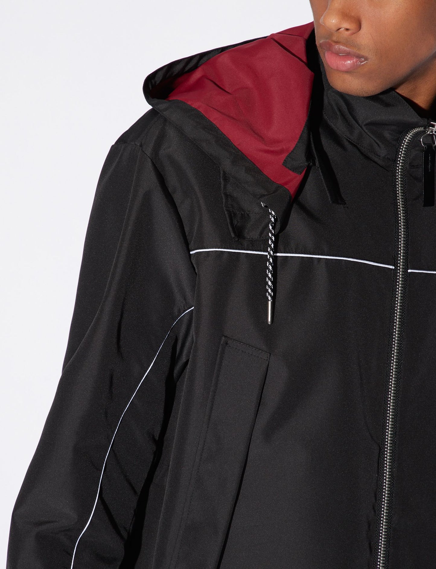 Schwarzer Polyester Trenchcoat mit Kapuze