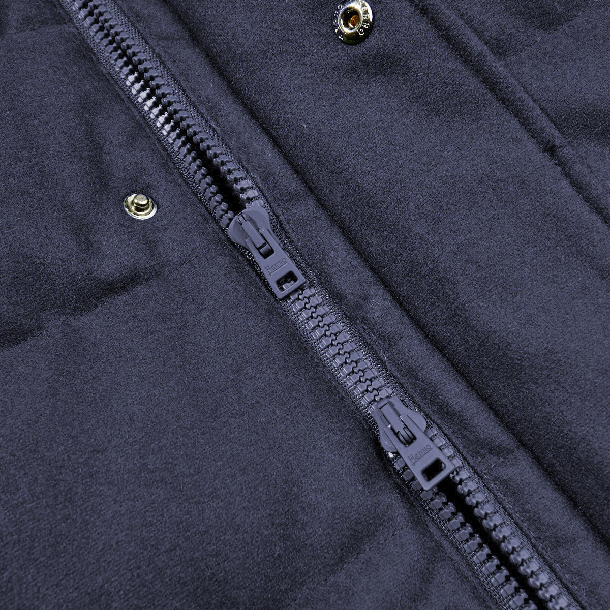 Blaue Daunenjacke aus Wollmischung