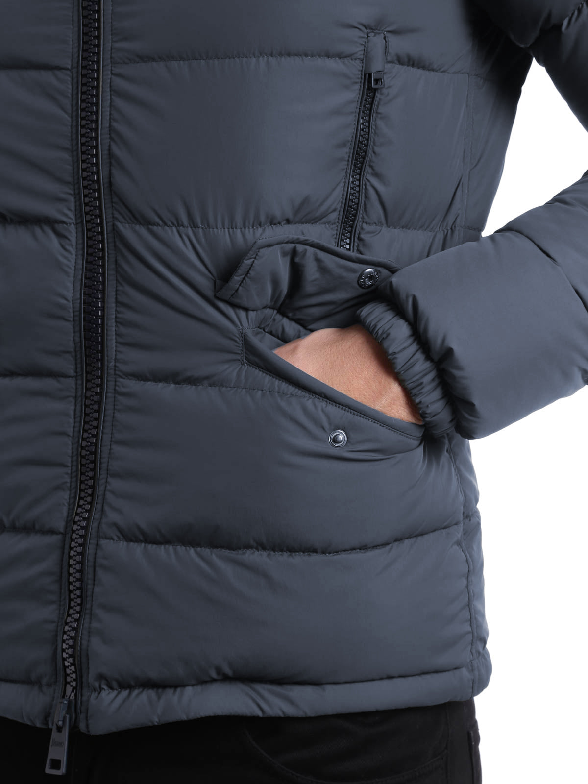 Blaue, wattierte Ultraleicht-Jacke aus Polyamid